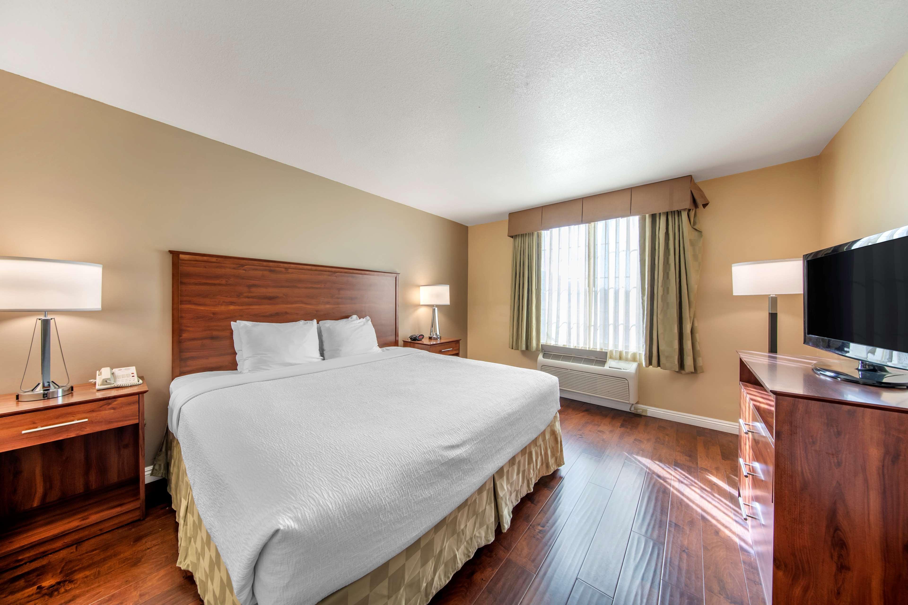 Best Western Plus John Jay Inn & Suites Palmdale Kültér fotó